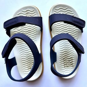 Native Charley Velcro Sandals